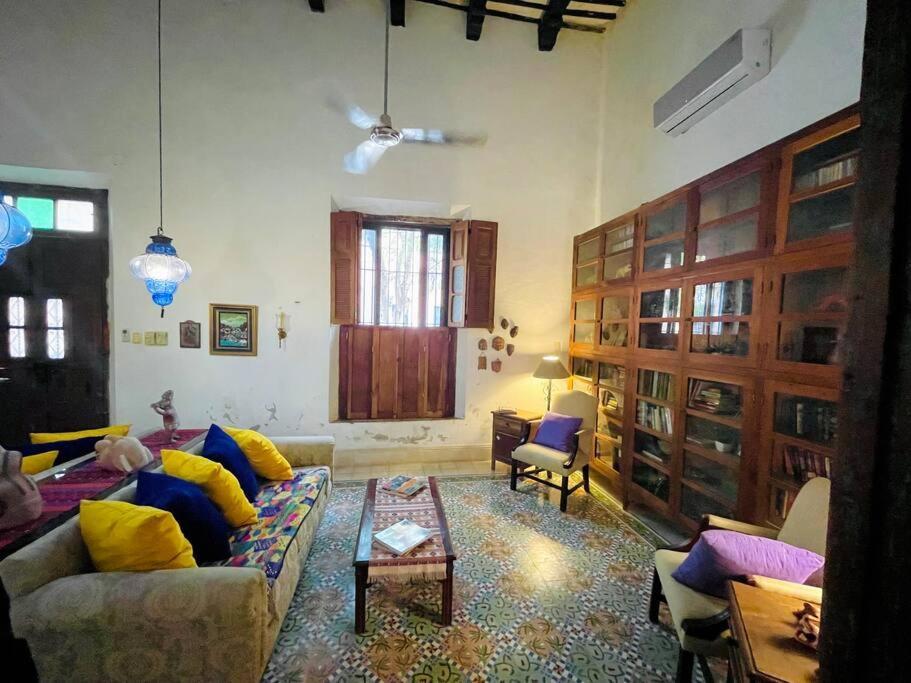 House Dzalbay Santa Lucia With Hot Tub Villa Mérida Dış mekan fotoğraf